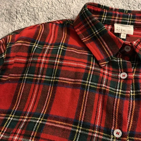 Vici Plaid Button up - Picture 2 of 4